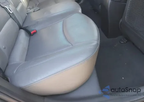 2013 Hyundai Elantra Limited z USA, uszkodzony, nr VIN 5NPDH4AE0DH335392